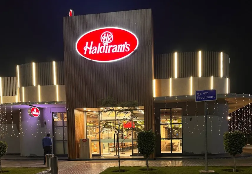 pinan site Places to rest and eat during road trip with amenities on the Delhi Mumbai Expressway